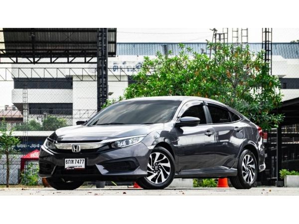 Honda Civic FC 1.8 E 2017 สีเทา